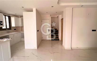 AYVALIK ALTINOVA İSKELE MEVKİİ SIFIR MÜSTAKİL TRİPLEX VİLLA 4+1