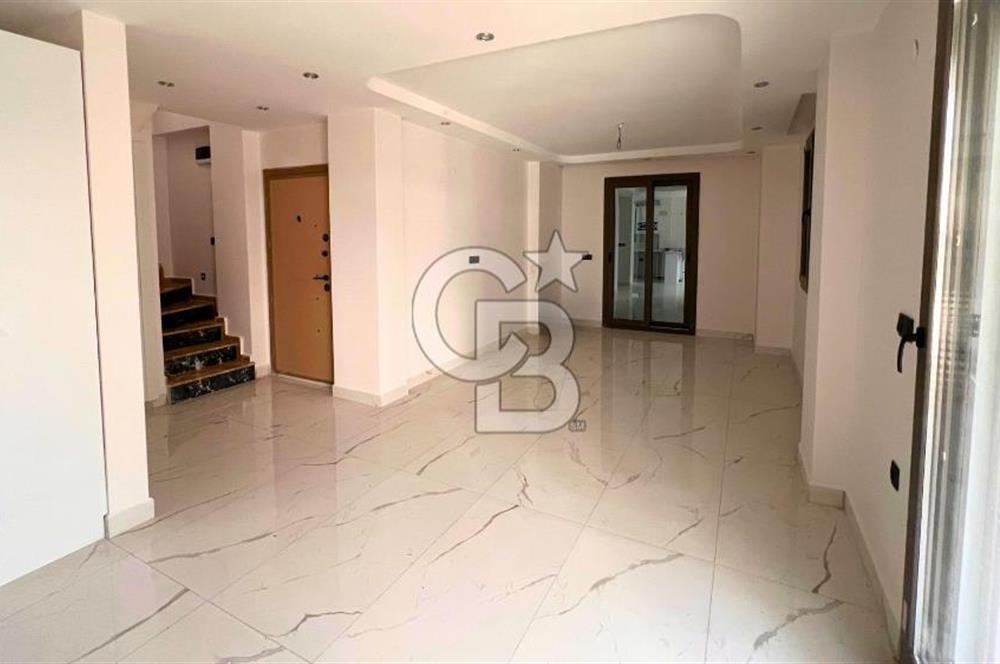 AYVALIK ALTINOVA İSKELE MEVKİİ SIFIR MÜSTAKİL TRİPLEX VİLLA 4+1