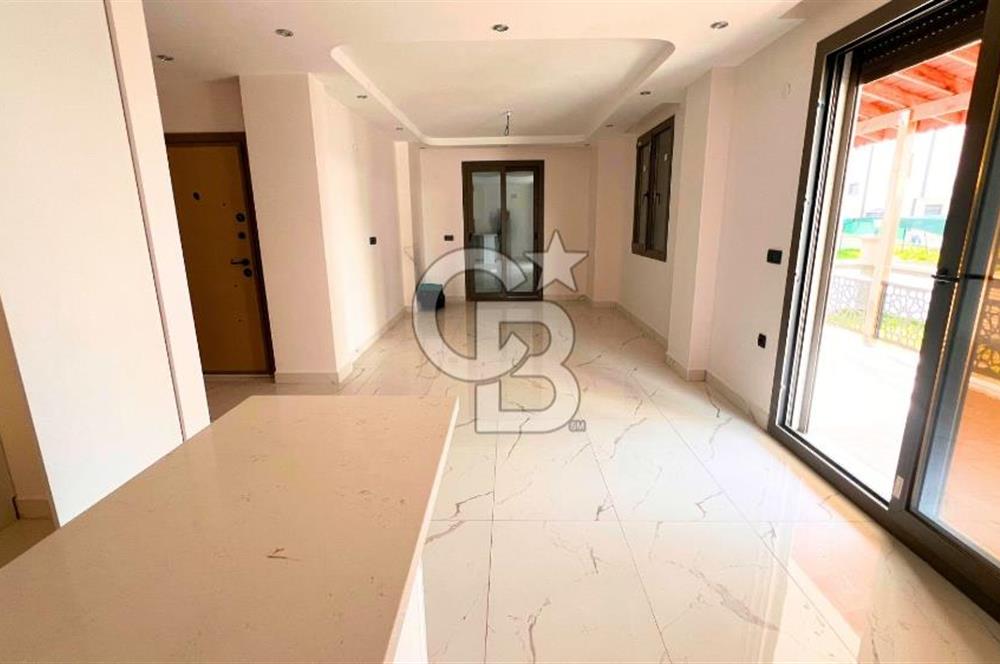 AYVALIK ALTINOVA İSKELE MEVKİİ SIFIR MÜSTAKİL TRİPLEX VİLLA 4+1