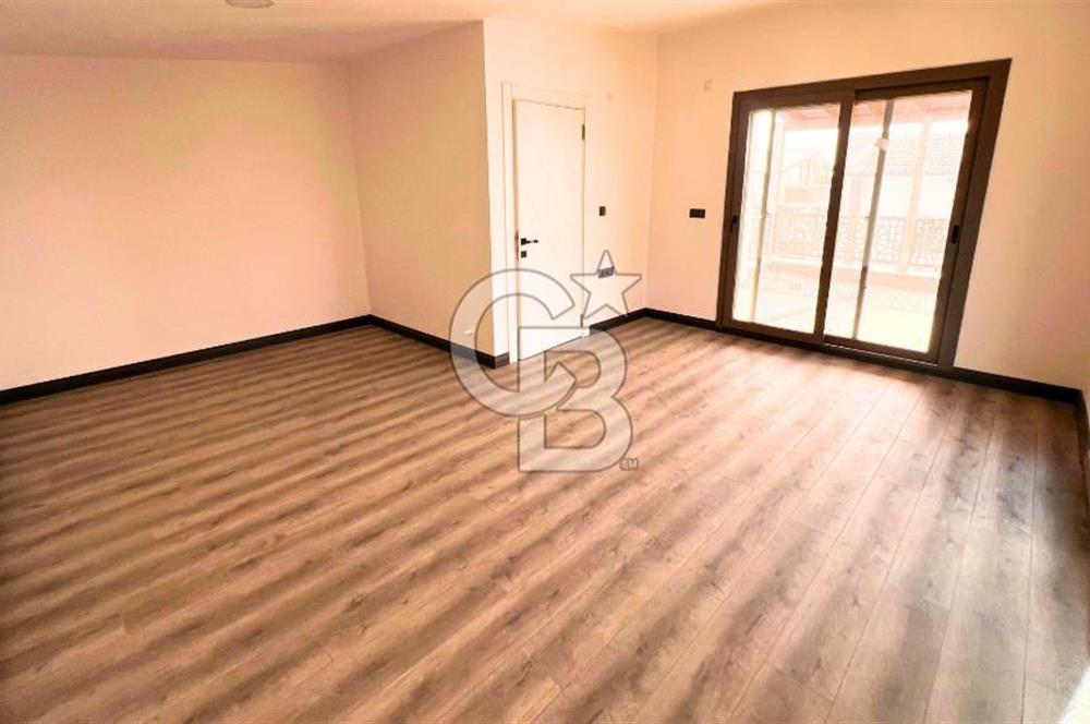 AYVALIK ALTINOVA İSKELE MEVKİİ SIFIR MÜSTAKİL TRİPLEX VİLLA 4+1