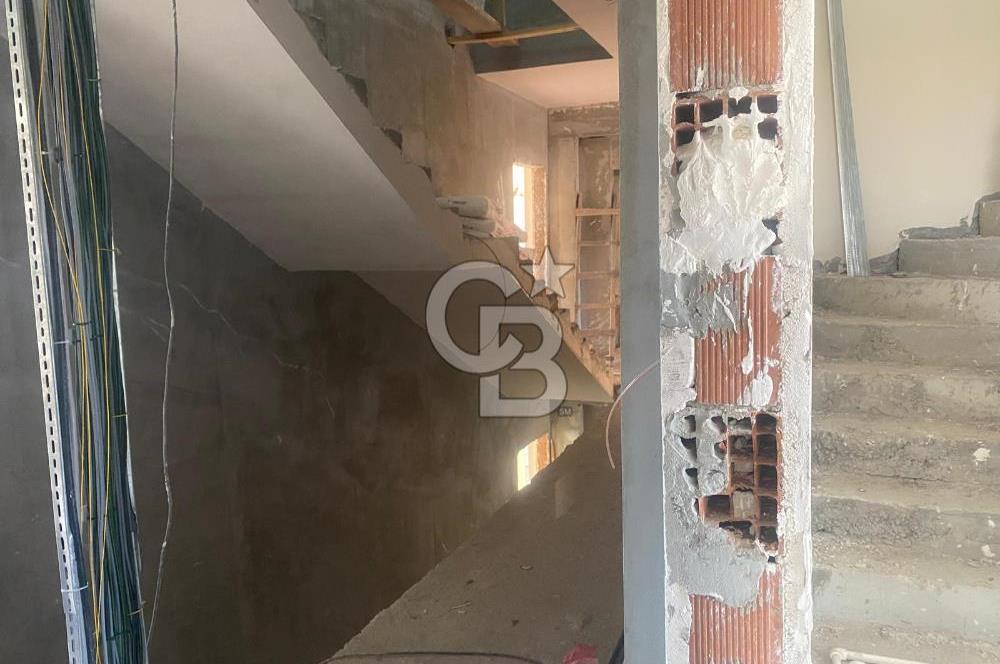 YALOVA ALTINOVA CUMHURİYET MAH. SATILIK DENİZE NAZIR 4+1 DUBLEKS