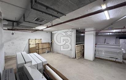 MALTEPE'DE CADDE ÜZERİ 3 KATLI 630M2 KİRA GETİRİLİ DÜKKAN