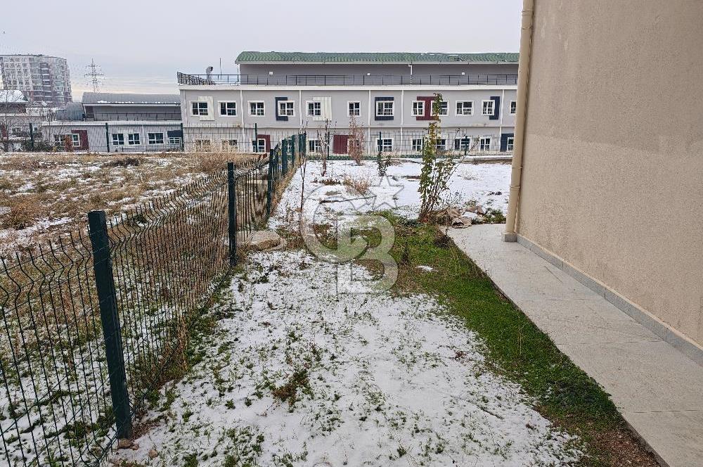 Beytepe Mavi Ladin Sitesinde 6+2 Müstakil Bahçeli Kiralık Villa