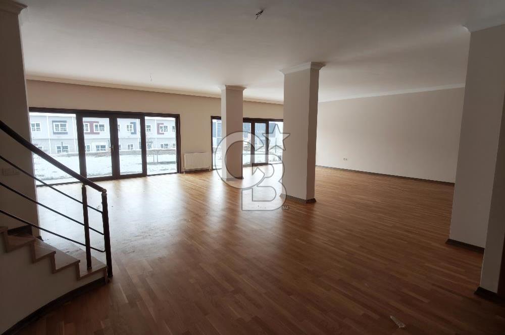 Beytepe Mavi Ladin Sitesinde 6+2 Müstakil Bahçeli Kiralık Villa