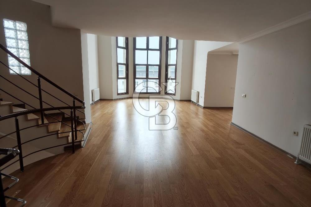 Beytepe Mavi Ladin Sitesinde 6+2 Müstakil Bahçeli Kiralık Villa