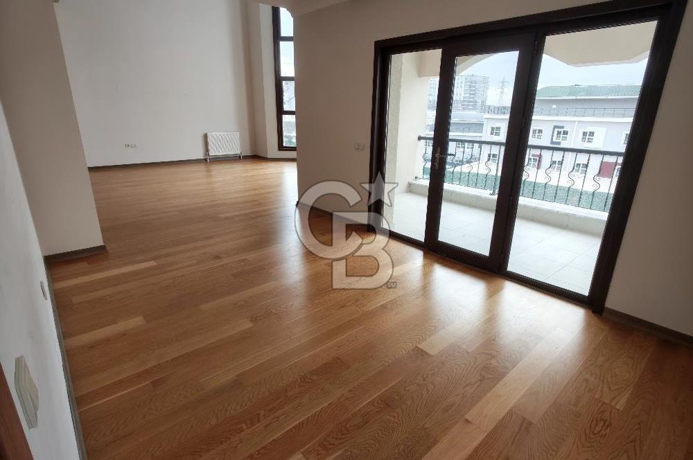 Beytepe Mavi Ladin Sitesinde 6+2 Müstakil Bahçeli Kiralık Villa