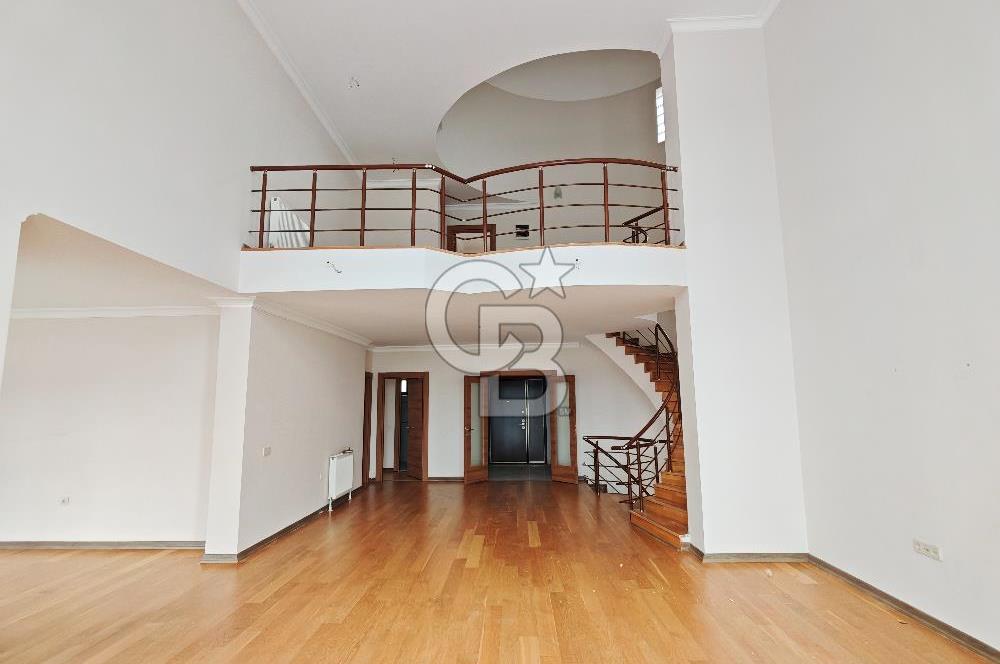 Beytepe Mavi Ladin Sitesinde 6+2 Müstakil Bahçeli Kiralık Villa