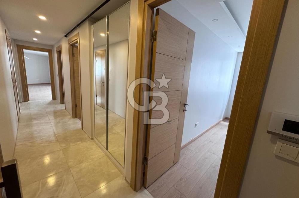 BOSTANCI MEYDANA YAKIN MESAFEDE 178M2 4+2 DUBLEKS DAİRE