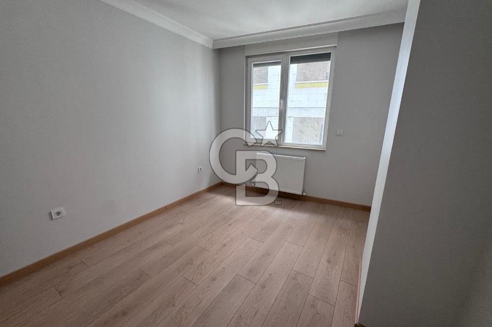 BOSTANCI MEYDANA YAKIN MESAFEDE 178M2 4+2 DUBLEKS DAİRE
