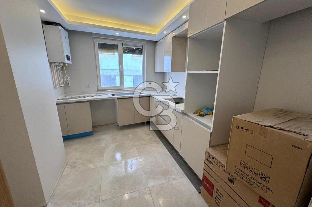 BOSTANCI MEYDANA YAKIN MESAFEDE 178M2 4+2 DUBLEKS DAİRE