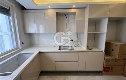 BOSTANCI MEYDANA YAKIN MESAFEDE 178M2 4+2 DUBLEKS DAİRE