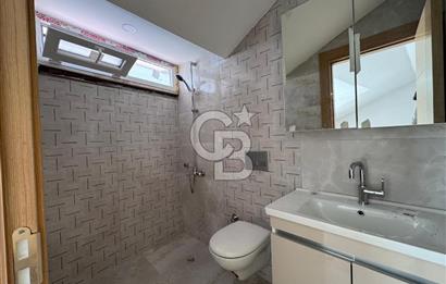 BOSTANCI MEYDANA YAKIN MESAFEDE 178M2 4+2 DUBLEKS DAİRE