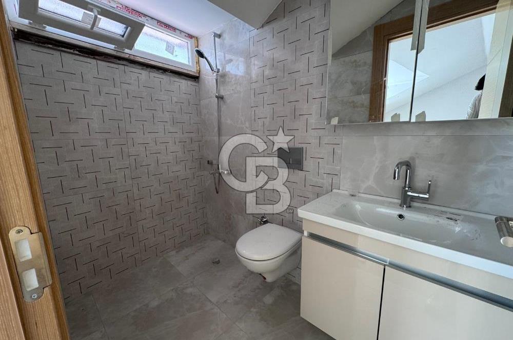 BOSTANCI MEYDANA YAKIN MESAFEDE 178M2 4+2 DUBLEKS DAİRE