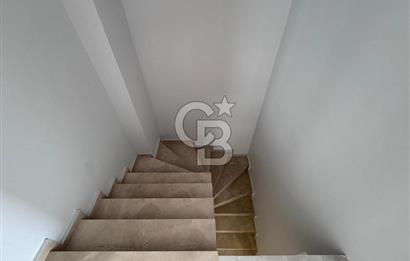 BOSTANCI MEYDANA YAKIN MESAFEDE 178M2 4+2 DUBLEKS DAİRE