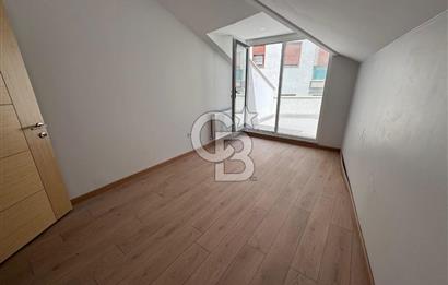 BOSTANCI MEYDANA YAKIN MESAFEDE 178M2 4+2 DUBLEKS DAİRE