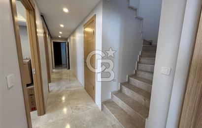 BOSTANCI MEYDANA YAKIN MESAFEDE 178M2 4+2 DUBLEKS DAİRE
