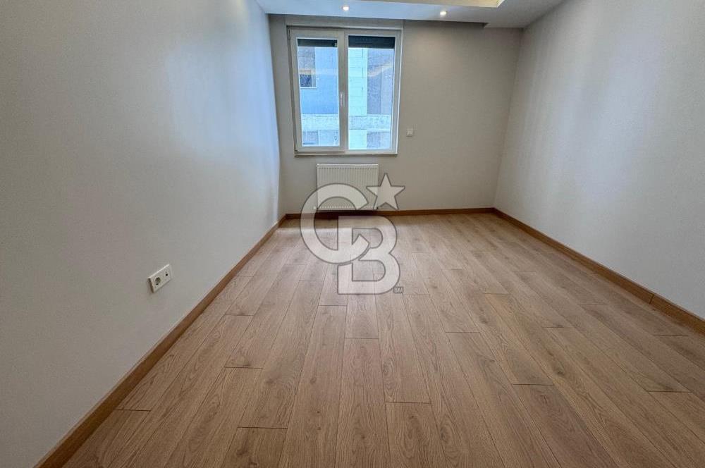 BOSTANCI MEYDANA YAKIN MESAFEDE 178M2 4+2 DUBLEKS DAİRE