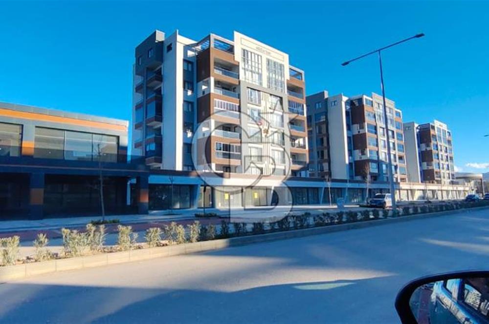 NİLÜFER BALKAN MAHALLESİ BULVAR CEPHELİ AVM YANI KİRALIK DÜKKAN