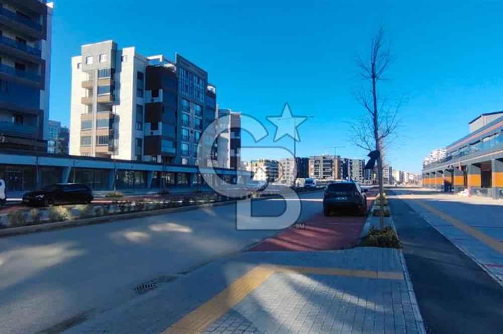 NİLÜFER BALKAN MAHALLESİ BULVAR CEPHELİ AVM YANI KİRALIK DÜKKAN