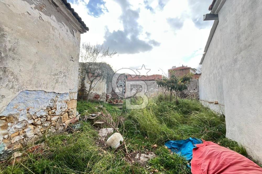 Bergama Zeytindağ Satılık Müstakil Taş Ev Ve Arsas