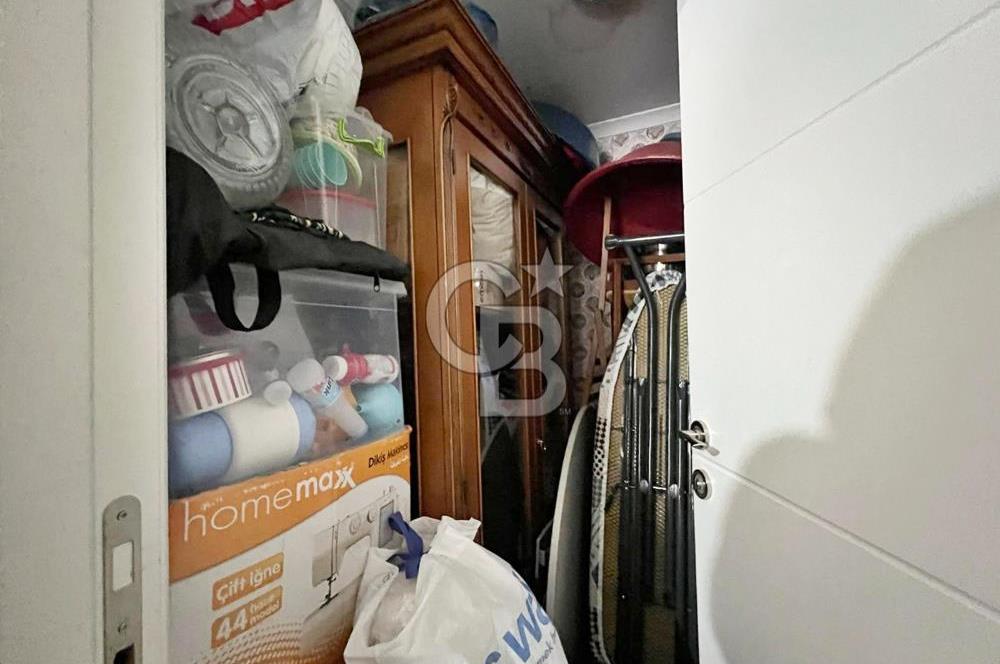 CADDE ÜZERİ ÇİFT BLOKLU SİTEDE CADDE CEPHE ARA KAT 3+1 DAİRE