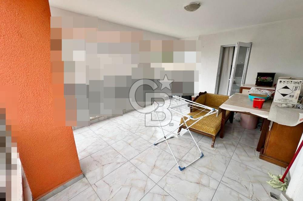 CADDE ÜZERİ ÇİFT BLOKLU SİTEDE CADDE CEPHE ARA KAT 3+1 DAİRE