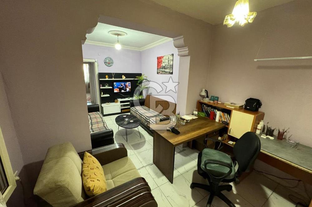 •   Konak Merkezde, Diş Hastanesi Arkası Satılık Fırsat Daire