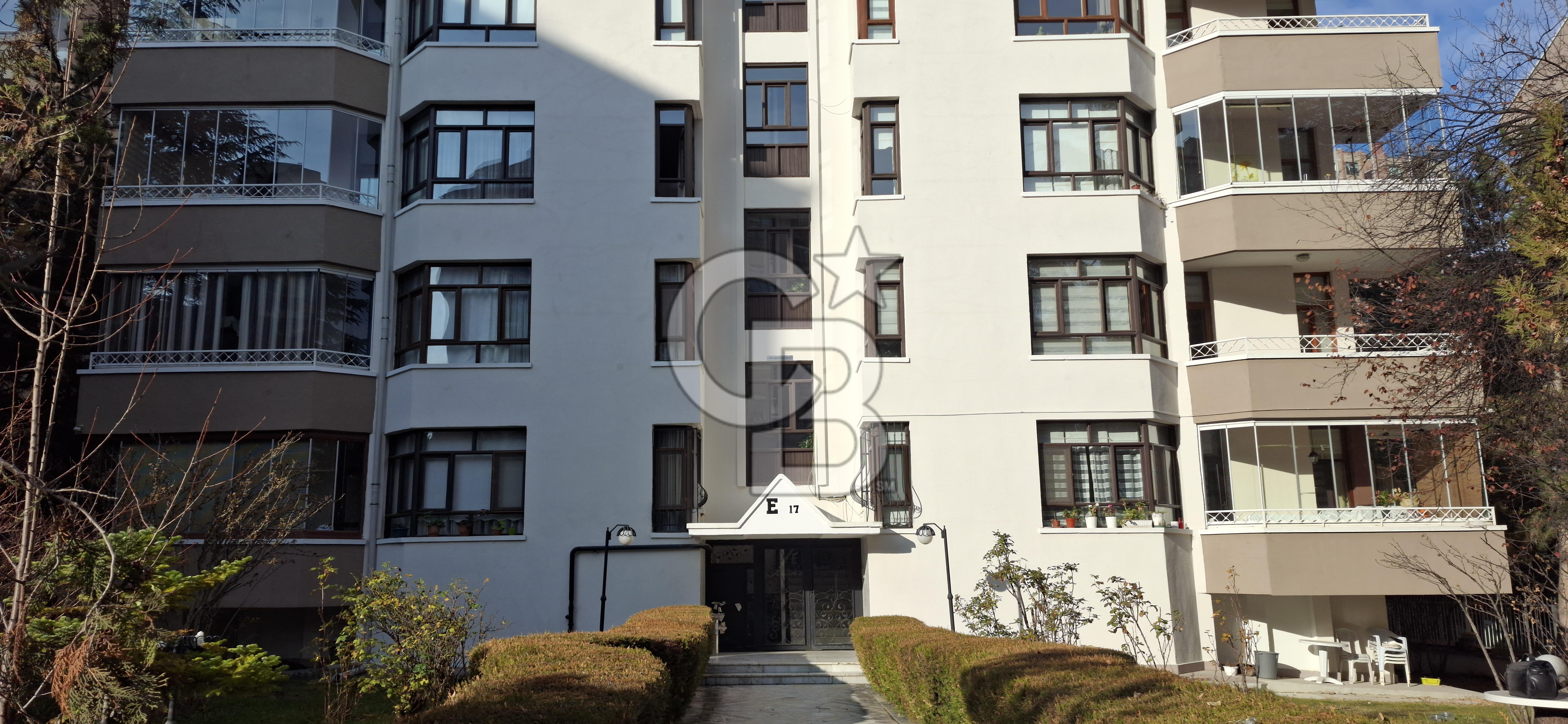 ACIBADEM HASTANESİ YANI KİRALIK 4+1 DAİRE