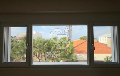 C.B.ROUTE | DİKİLİ İSMETPAŞADA ÇARŞI İÇİNDE KİRALIK FERAH DAİRE