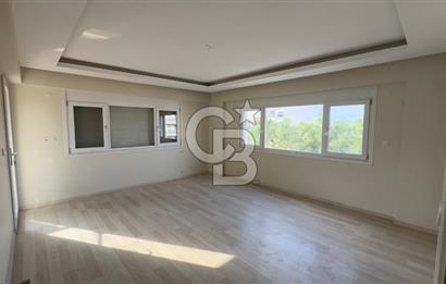 C.B.ROUTE | DİKİLİ İSMETPAŞADA ÇARŞI İÇİNDE KİRALIK FERAH DAİRE