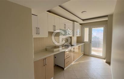 C.B.ROUTE | DİKİLİ İSMETPAŞADA ÇARŞI İÇİNDE KİRALIK FERAH DAİRE