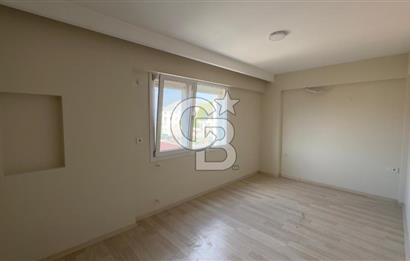 C.B.ROUTE | DİKİLİ İSMETPAŞADA ÇARŞI İÇİNDE KİRALIK FERAH DAİRE