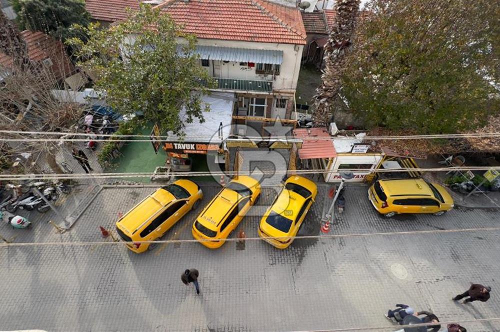 C.B.ROUTE | DİKİLİ İSMETPAŞADA ÇARŞI İÇİNDE KİRALIK FERAH DAİRE