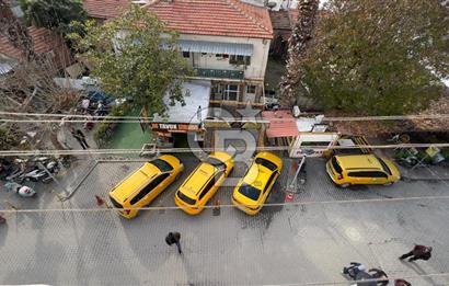 C.B.ROUTE | DİKİLİ İSMETPAŞADA ÇARŞI İÇİNDE KİRALIK FERAH DAİRE