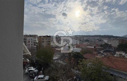 C.B.ROUTE | DİKİLİ İSMETPAŞADA ÇARŞI İÇİNDE KİRALIK FERAH DAİRE