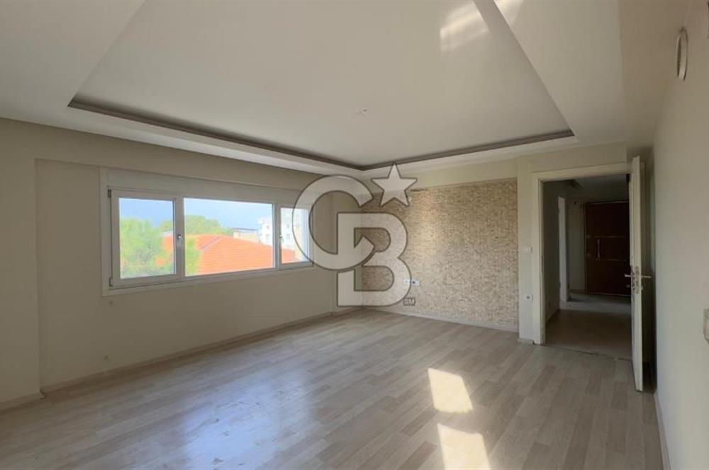 C.B.ROUTE | DİKİLİ İSMETPAŞADA ÇARŞI İÇİNDE KİRALIK FERAH DAİRE