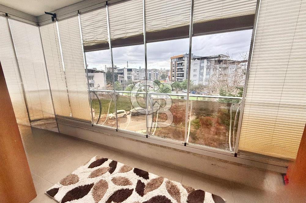 Bornova Avcılar Mirarda park  sitesi 3+1 