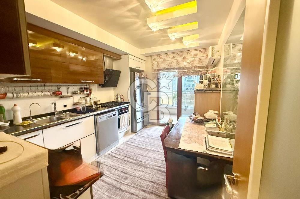 Bornova Avcılar Mirarda park  sitesi 3+1 