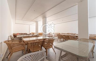 Çeşme Boyalıkta Ana Cadde Üzeri Komple Kiralık İşyeri