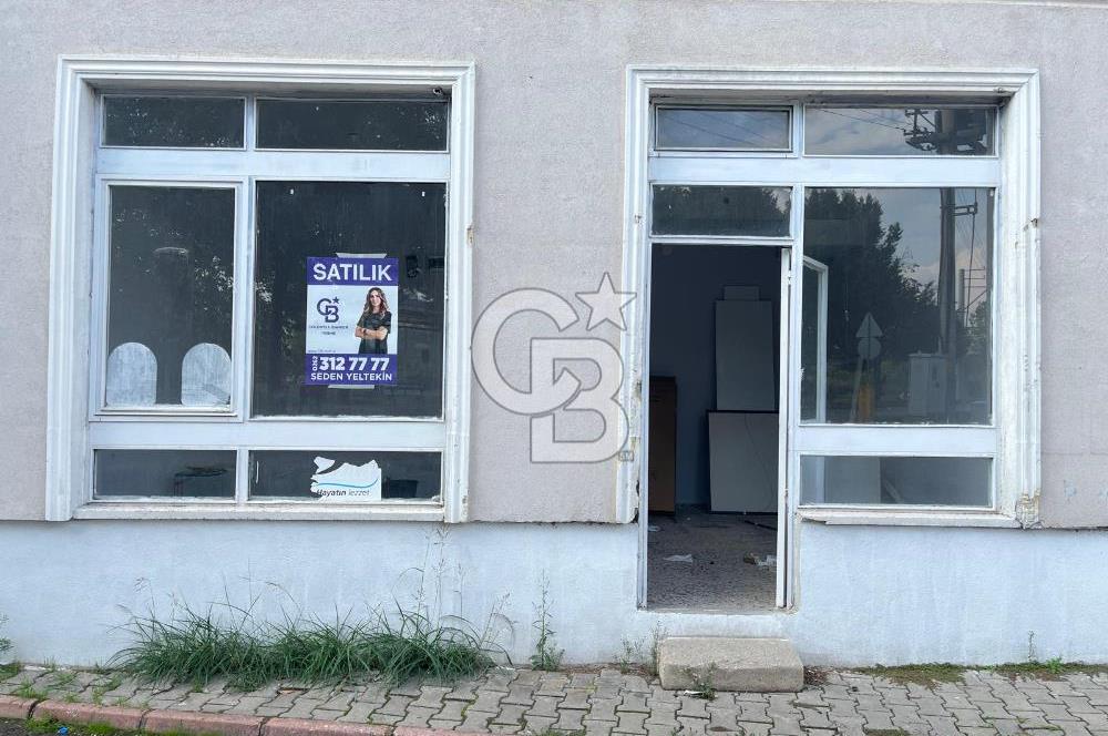 Başiskele Karşıyaka Sahil'e yakın 3 girişli,70 m² satılık dükkan