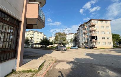 Başiskele Karşıyaka Sahil'e yakın 3 girişli,70 m² satılık dükkan