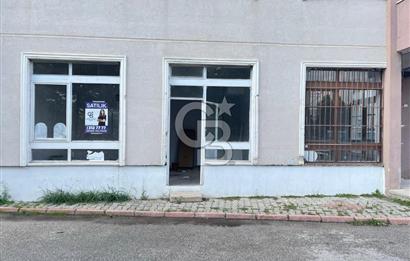 Başiskele Karşıyaka Sahil'e yakın 3 girişli,70 m² satılık dükkan