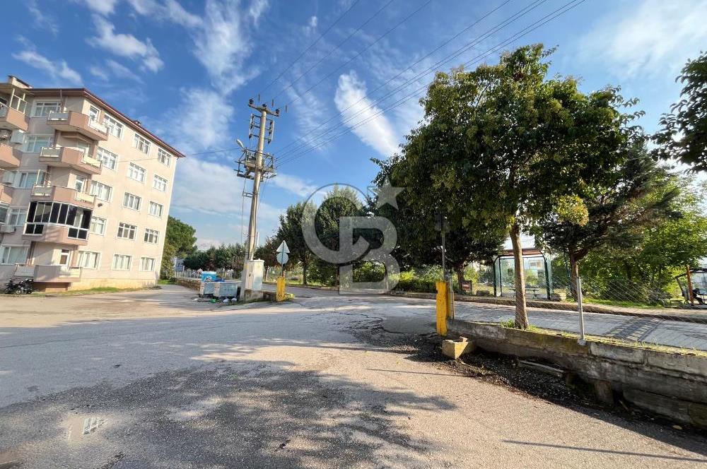 Başiskele Karşıyaka Sahil'e yakın 3 girişli,70 m² satılık dükkan