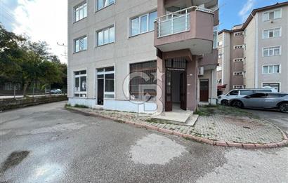 Başiskele Karşıyaka Sahil'e yakın 3 girişli,70 m² satılık dükkan