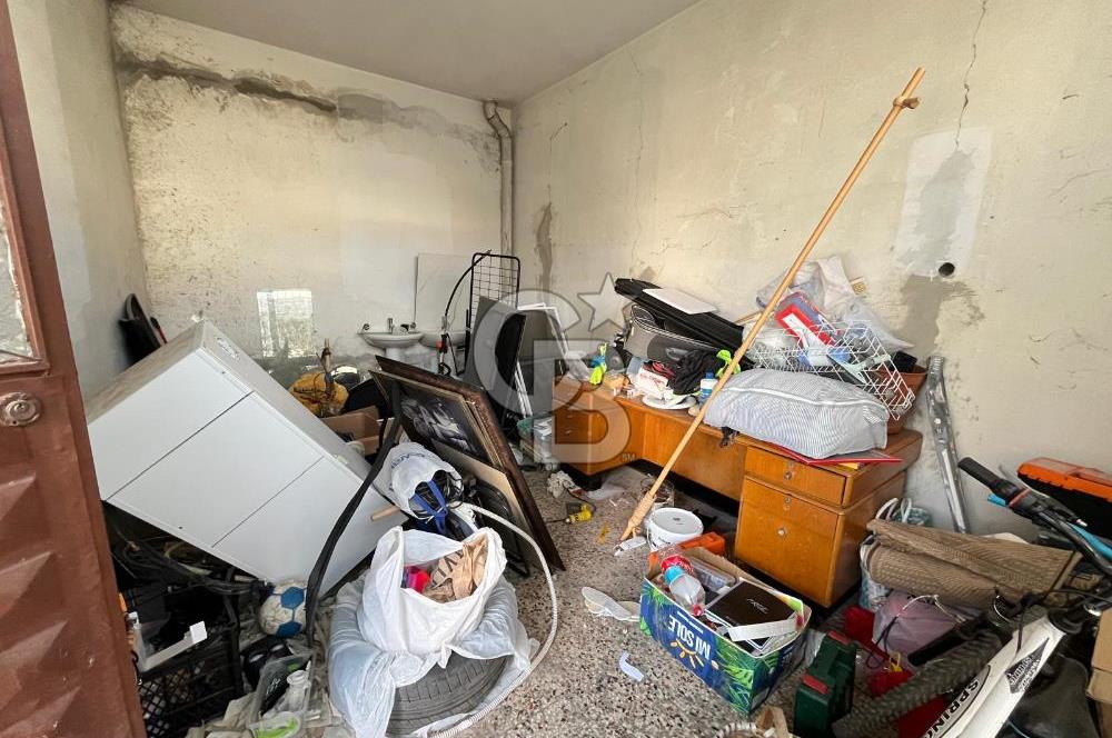 Başiskele Karşıyaka Sahil'e yakın 3 girişli,70 m² satılık dükkan