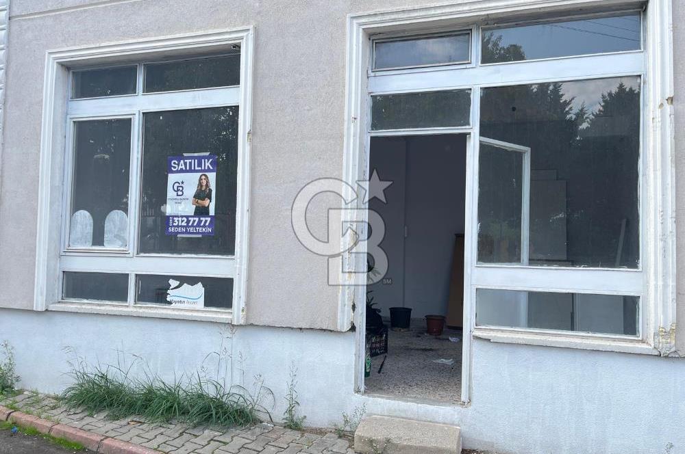 Başiskele Karşıyaka Sahil'e yakın 3 girişli,70 m² satılık dükkan