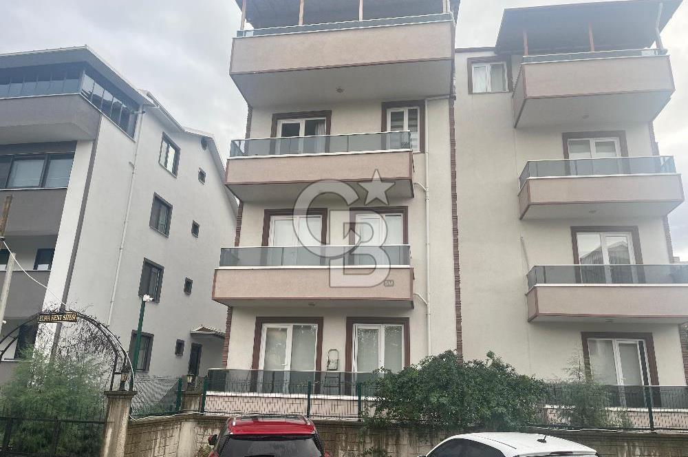 GÖLCÜK İHSANİYE MERKEZ 140m² SORUNSUZ 3+1 ARAKAT SATILIK DAİRE