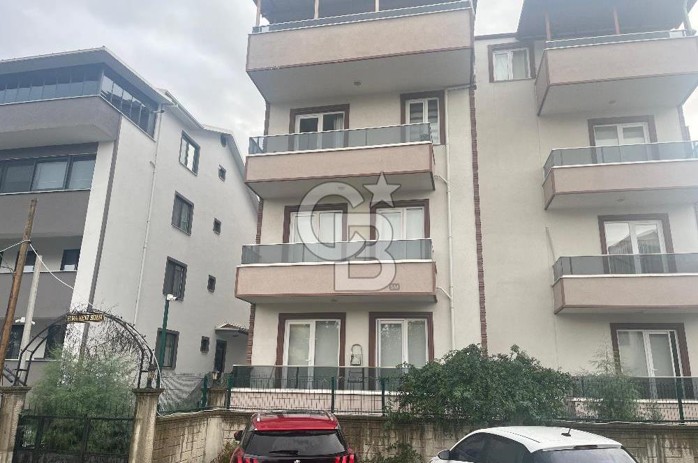 GÖLCÜK İHSANİYE MERKEZ 140m² SORUNSUZ 3+1 ARAKAT SATILIK DAİRE