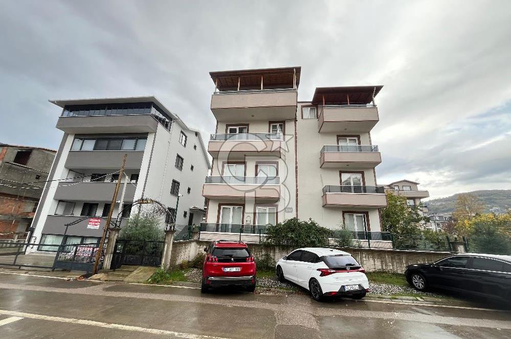 GÖLCÜK İHSANİYE MERKEZ 140m² SORUNSUZ 3+1 ARAKAT SATILIK DAİRE