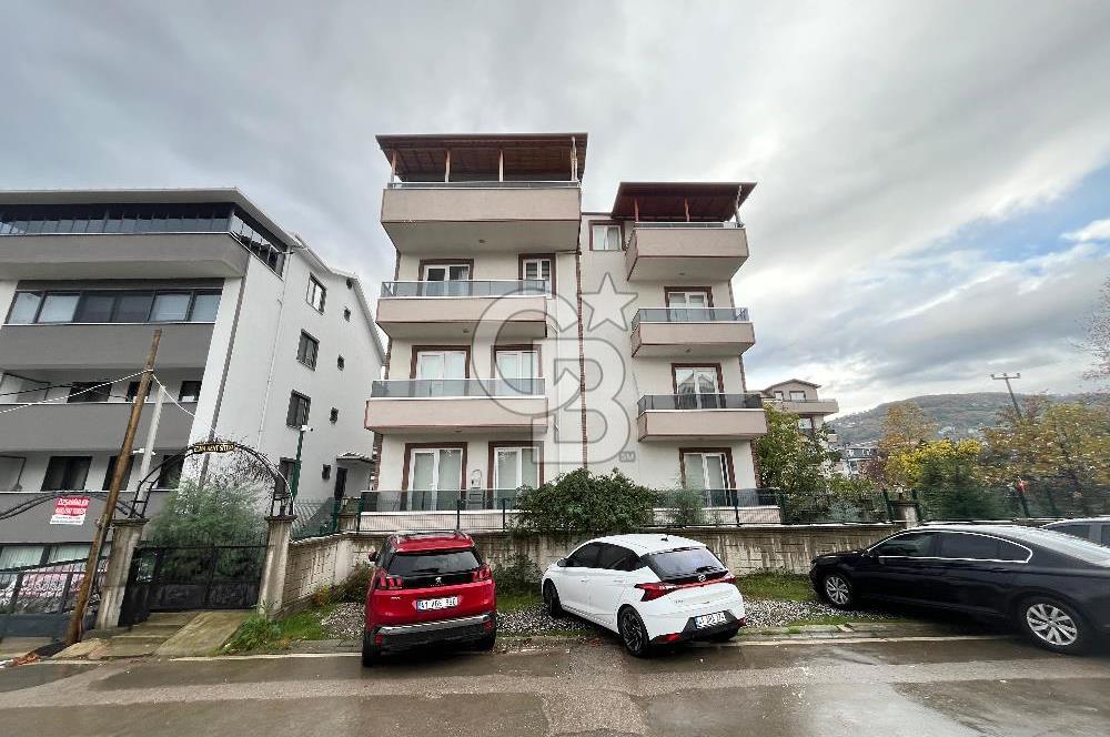 GÖLCÜK İHSANİYE MERKEZ 140m² SORUNSUZ 3+1 ARAKAT SATILIK DAİRE